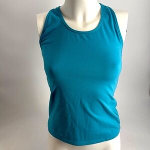 Ethos women’s workout top size medium